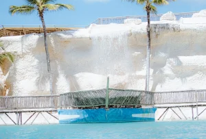 Cascata Laguna Beach Club