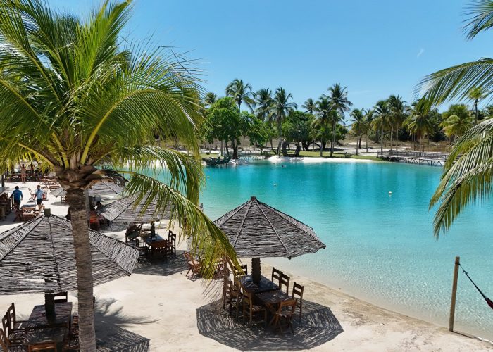 Laguna Beach Club Guriu