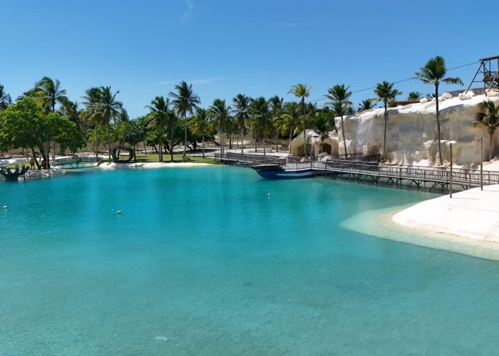 Laguna Beach Club Guriu